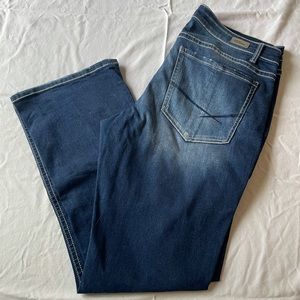 BKE Buckle jeans. Dark wash, Payton fit.